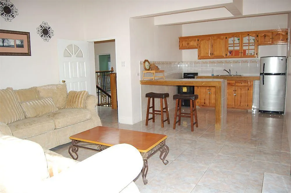 Celebrity Villa Jamaica مونتيغو باي جامايكا