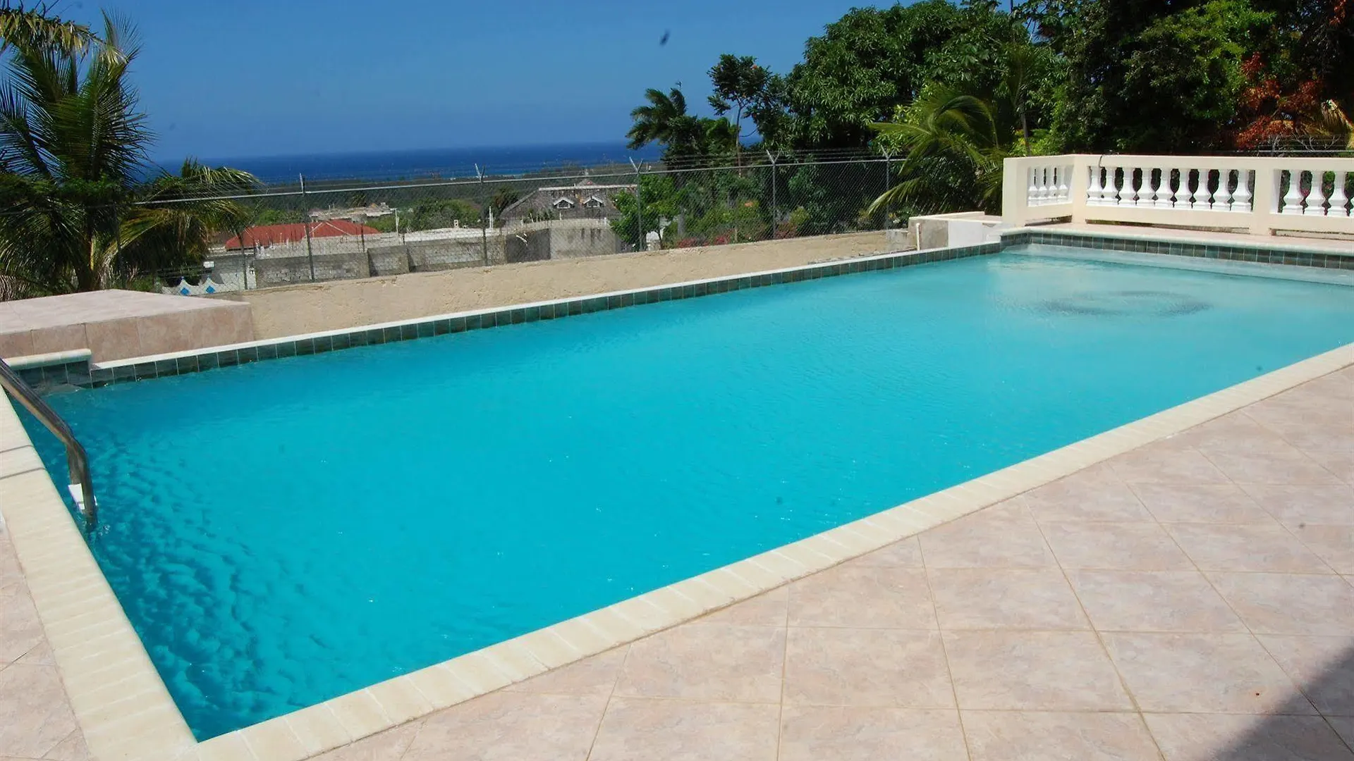 Celebrity Villa Jamaica مونتيغو باي